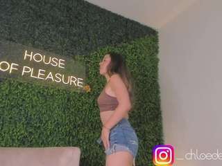 Chloe Dee