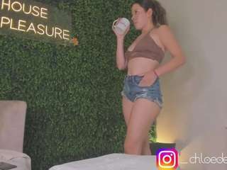 Chloe Dee