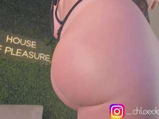 Chloe Dee