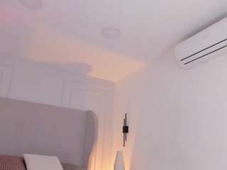 chloedee Live Webcam on {site_name}