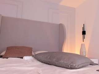 chloedee Live Webcam on {site_name}