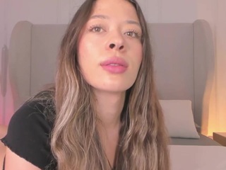 Live webcam model chloedee on Soda Cams