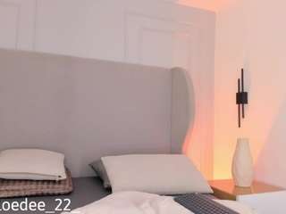 Live webcam model chloedee on Soda Cams