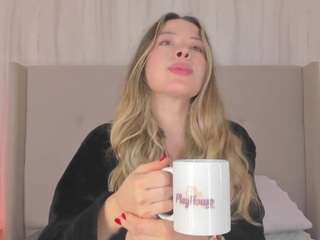 Live webcam model chloedee on Soda Cams