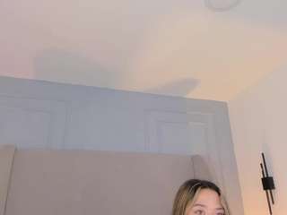 le modèle chloedee est en webcam porno dans un show sur le site camsoda, il possède les tags suivants: amateur,lush,toys,tight,shaved-pussy,sexy,saliva,riding,ride torso,pussy,public,ohmibod,anal,naked,natural,lovense,deepthroat,asshole,blondie,colombian