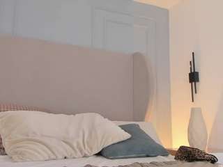 Live webcam model chloedee on Soda Cams