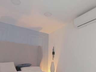 chloedee's CamSoda show and profile