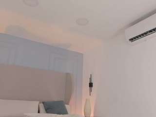 Este modelo está en vivo ahora. chloedee