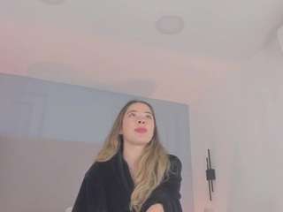 Chloe Dee live cam