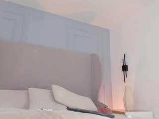 Chloe Dee live cam