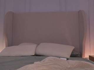 Chloe Dee live webcam show
