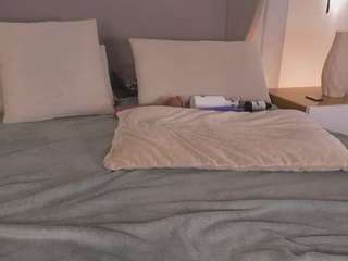 Chloe Dee live cam