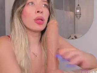 Chloe Dee's Live Sex Cam Show