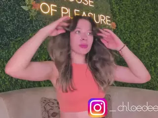 Chloe Dee's Live Sex Cam Show