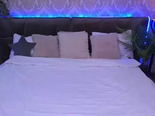 MiaBurka's Live Sex Cam Show