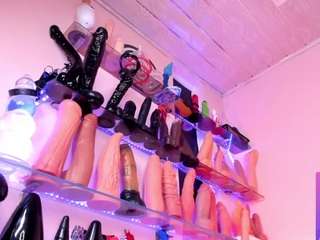 christymilkk's CamSoda show and profile