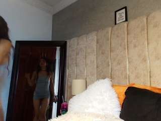 lia-thompson Webcam Model Profile