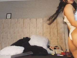 lia-thompson Live Webcam on CamSoda