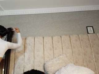 lia-thompson webcam