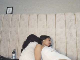 lia-thompson webcam