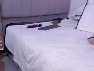 MatureVeronica's Live Sex Cam Show