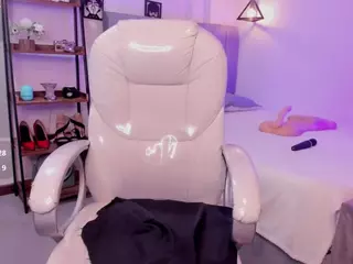 MatureVeronica's Live Sex Cam Show