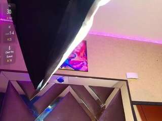 SamanthaaSutra live webcam show