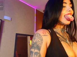 SamanthaaSutra live webcam show