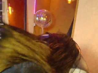 SamanthaaSutra live webcam show