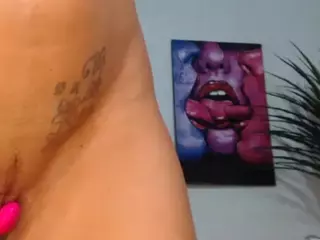 Serenexx's Live Sex Cam Show