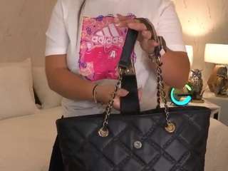 avalodge, female webcam model,  years old, on live webcam