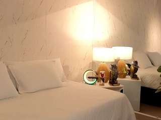 avalodge live webcam show