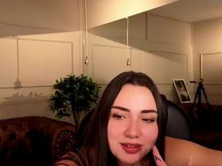 le modèle avalodge est en webcam porno dans un show sur le site camsoda, il possède les tags suivants: ass,natural,young adult,toys,teen 18,tease,strip,solo,shaved-pussy,pussy,bedroom,pov,lovense,blowjob,bikini,bj,living room,black hair,brown eyes,control