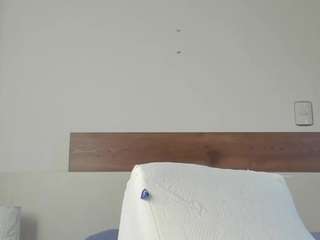 samy-guerraa's CamSoda show and profile