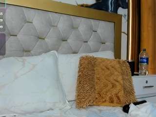 emily-86 from CamSoda is Freechat