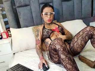emily-86