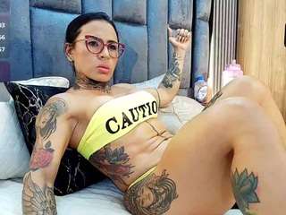 emily-86