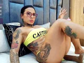 emily-86