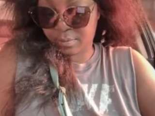 sexysagittarius1212 webcam model