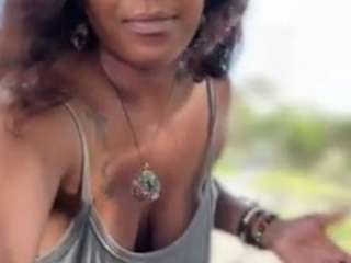 sexysagittarius1212 webcam