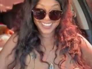 sexysagittarius1212 webcam