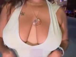 sexysagittarius1212 webcam model