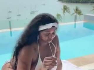 sexysagittarius1212 webcam