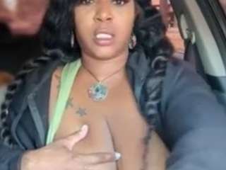 sexysagittarius1212's CamSoda show and profile