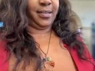 sexysagittarius1212 webcam