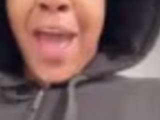 Live webcam model sexysagittarius1212 on Soda Cams