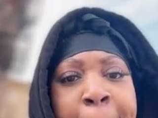 Live webcam model sexysagittarius1212 on Soda Cams