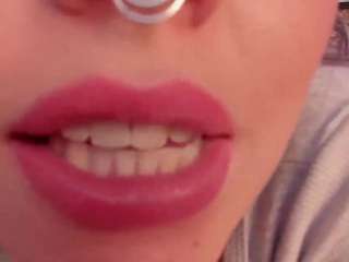 llanaa Live Webcam on CamSoda