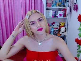 Shemale Videochat with lorena-sexy21