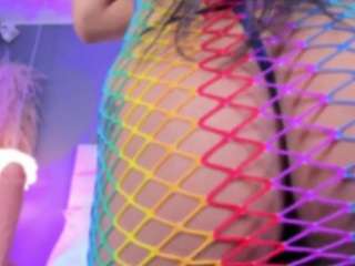 nathali-jones's CamSoda show and profile